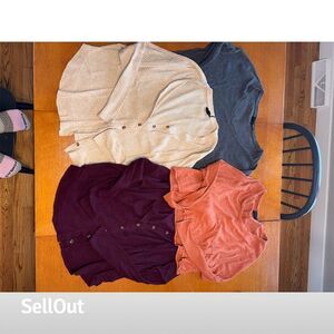 Women's Urban Outfitters 4-Piece Knit Top Bundle